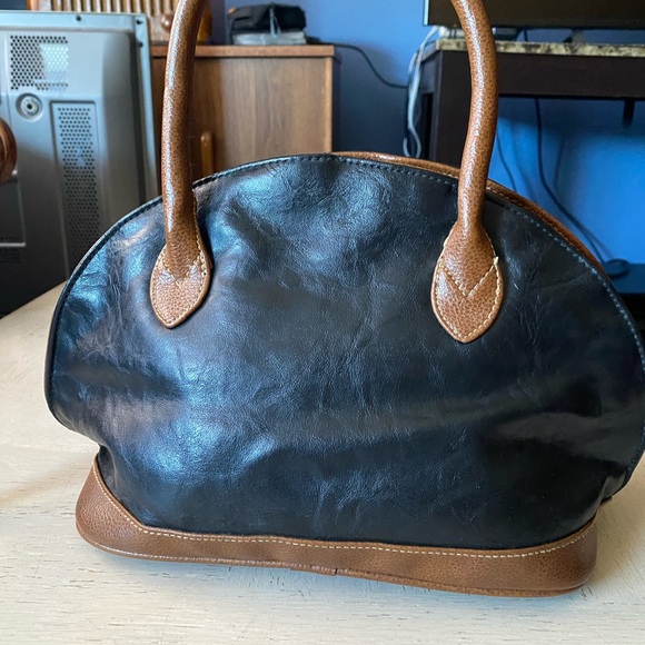 🇨🇦🇨🇦🇨🇦Stylish Capezio Handbag - Picture 3 of 3